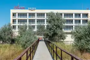 Мирный - Гостиницы