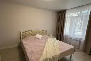 Квартира с Бacсeйнoм в ЖК Кипарис 302, Сукко