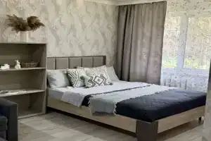 Квартира С Новым Ремонтом , В Лучшем Районе, Майкоп