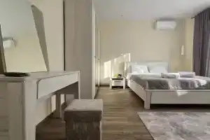 Квартира трехкомнатная в центре Пятигорска для семьи