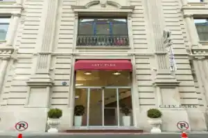 City Park Hotel, Баку
