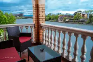 Sanapiro Hotel, Кутаиси