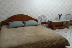 Квартира Однушка, Чернушка