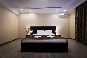 Hotel «Luxury House», Анапа