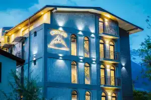 Hotel «Mestia Inn», Местиа