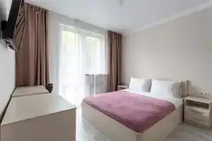 Апартаменты Дом у Дендрария Red Apartments Флокс, Сочи