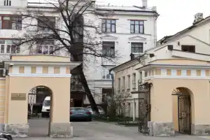 Комнаты 3 Пингвина, Москва