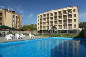 Nare hotel, Ереван