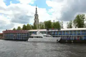 Ботель «Мирная Пристань», Кинешма