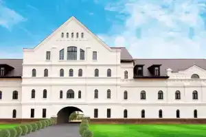 Коттеджи в Конном Парке «Русь»