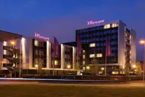 Mercure Hotel Groningen Martiniplaza, Гронинген