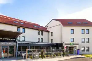 Отель «ibis Styles Clermont-Ferrand Aéroport», Клермон-Ферран