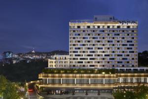 Отель «Mondrian Seoul Itaewon», Сеул