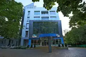 Hotel & Spa Nemo With Dolphins, Харьков