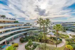 Holiday Inn Nice - Port St Laurent, An Ihg Hotel, Сен-Лоран-дю-Вар