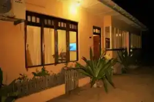 Гостевой дом «Dhigurah Inn», Дейнджти