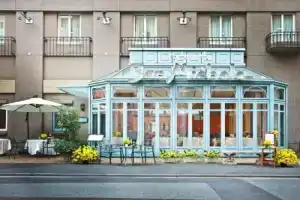 Hotel «Monterey Lasoeur Ginza», Токио