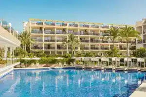 Апарт-отель «Zafiro Palace Palmanova», Пальма-Нова