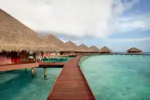 Отель «Adaaran Club Rannalhi», Мале