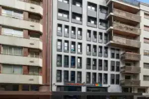 Hotel «Bed4U Zurriola San Sebastian», Сан-Себастьян