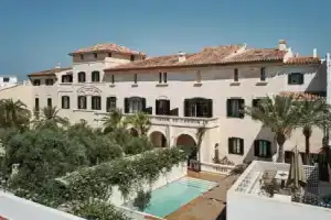 Отель «Faustino Gran Relais & Chateaux», Сиудадела