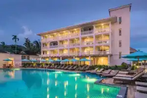 Centara Ao Nang Beach Resort & Spa Krabi - Sha Plus, Ао Нанг