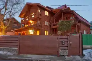 Дом Аборигена, Красная Поляна
