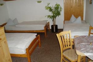 Hotel-Pension Lehdenhof, Лейпциг