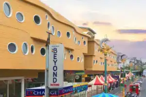 Отель «Beyond Patong - Sha Extra Plus», Патонг