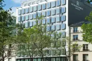Renaissance Paris Republique Hotel & Spa, Париж