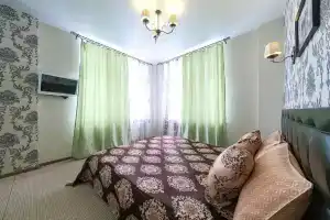 Mini Hotel De Gennin, Екатеринбург