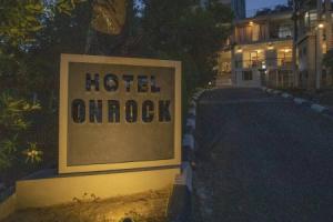 Hotel «Onrock», Ella