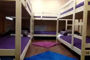 4 Seasons Hostel on Baumanskaya, Москва