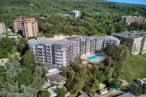Luna Beach Hotel, Золотые пески