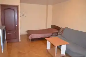 У метро Апартаменты, Москва