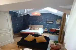 Мини-отель «Logis Hôtel Restaurant La Breche», Амбуаз