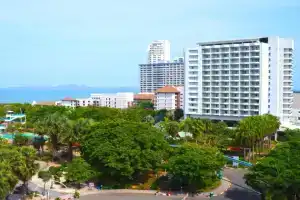 Pattaya Park Beach Resort, Паттайя