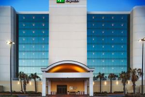 Holiday Inn Express & Suites VA Beach Oceanfront by IHG, Вирджиния Бич