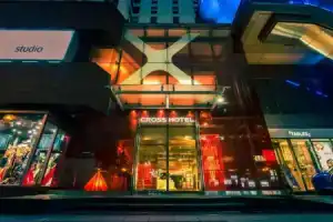Cross Hotel Osaka, Осака