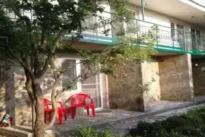 Rajskij Ugolok Guest House, Заозёрное
