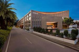 Отель «Hilton Bangalore Embassy GolfLinks», Бангалор
