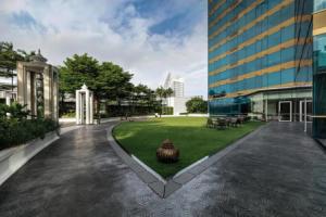 Grande Centre Point Hotel Terminal21 - Sha Extra Plus, Бангкок