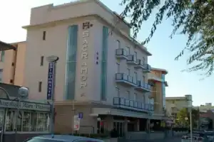 Hotel «Sacramora», Римини