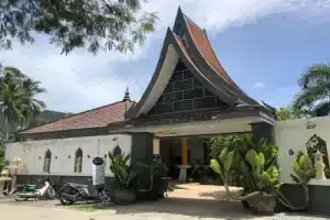 Tropical Palm Resort, Ламаи Бич
