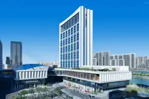 Qingdao Shang He Jianguo Hotel, Циндао