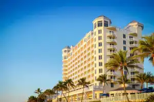 Pelican Grand Beach Resort, a Noble House Resort, Форт-Лодердейл