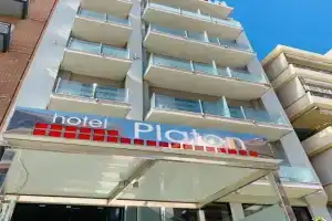 Platon Hotel, Пирей