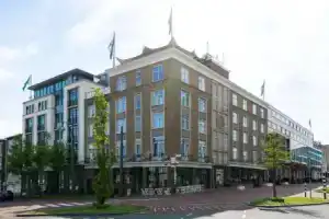 Hotel «Haarhuis», Арнем