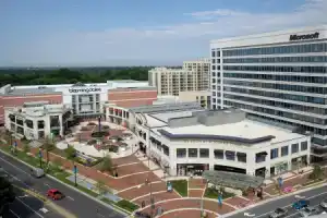 Отель «Embassy Suites Washington D.C. - at the Chevy Chase Pavilion», Вашингтон