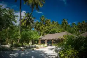Biyadhoo Island Resort, Остров Маафуши